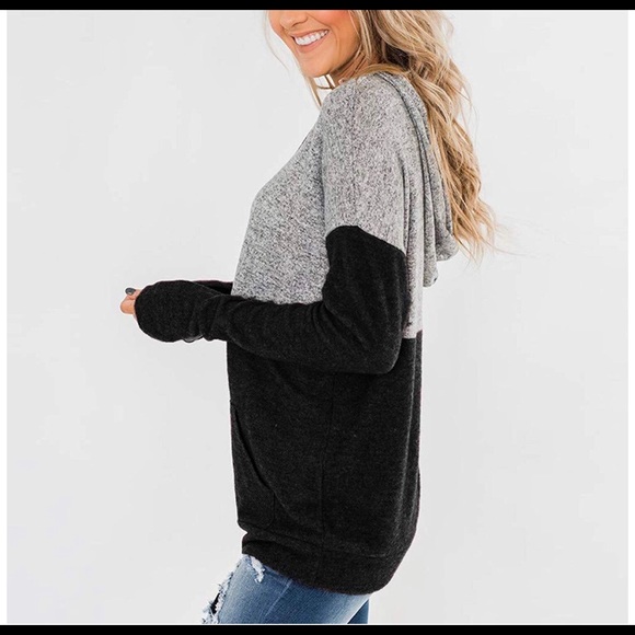 Colorblock Drawstring Sweatshirt - Picture 2 of 3